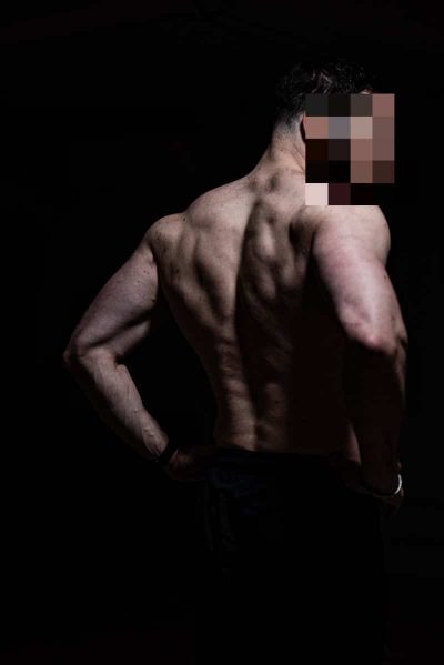 An image in Romeo's male escort portfolio