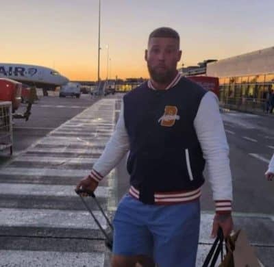 An image in Johny's male escort portfolio