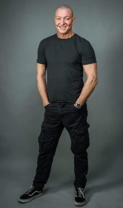 An image in Justyn's male escort portfolio