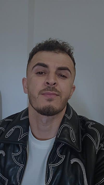 An image in Nedd's male escort portfolio