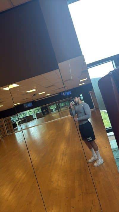 An image in Sam's male escort portfolio