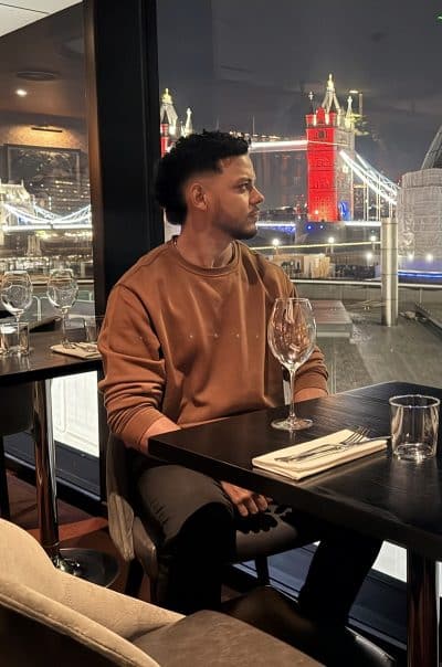 An image in Jhonatas's male escort portfolio