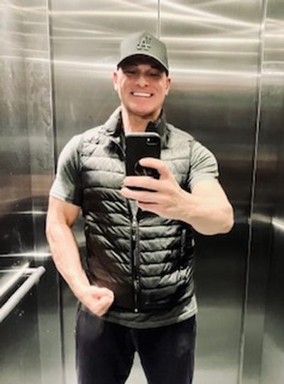 An image in Rick's male escort portfolio