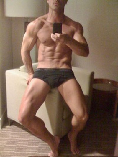 An image in Rick's male escort portfolio