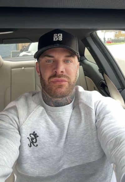 An image in Rob's male escort portfolio