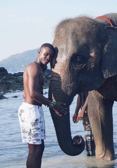 An image in Gabriel's male escort portfolio