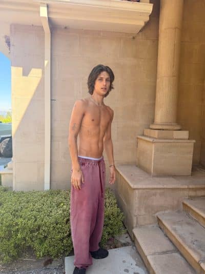 An image in Gaybriel's male escort portfolio