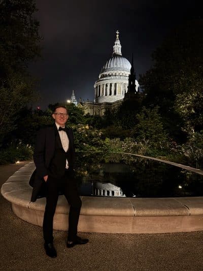 An image in Rafael's male escort portfolio