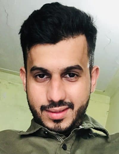 An image in Shani's male escort portfolio