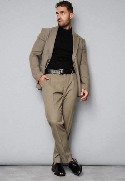 An image in Ivan's male escort portfolio