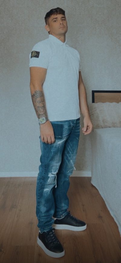 An image in Sean's male escort portfolio