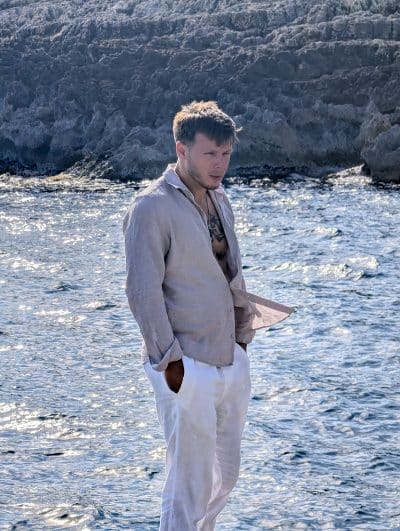 An image in Tom's male escort portfolio
