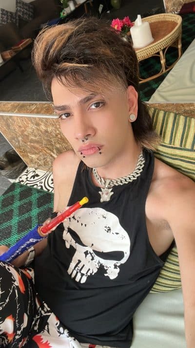 An image in Arash's male escort portfolio