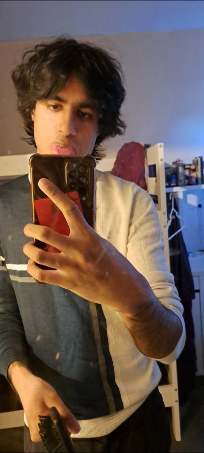 An image in Hassan's male escort portfolio
