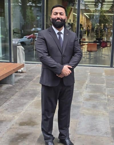An image in Moeen's male escort portfolio