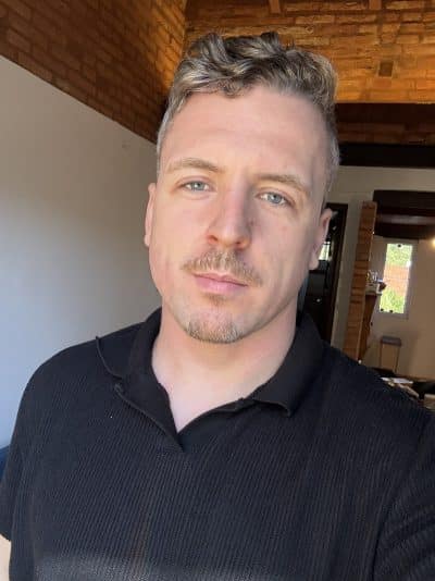 An image in Sam's male escort portfolio