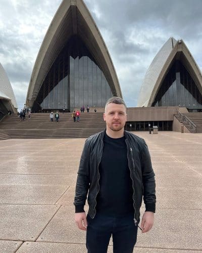An image in Sam's male escort portfolio