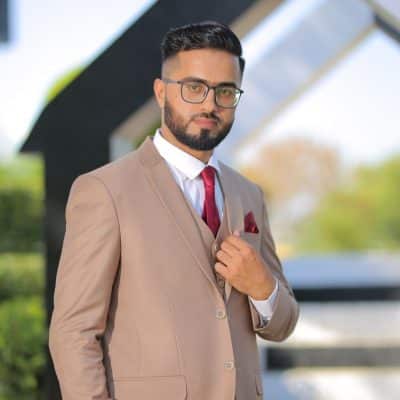 Male Escort Zeeshan
