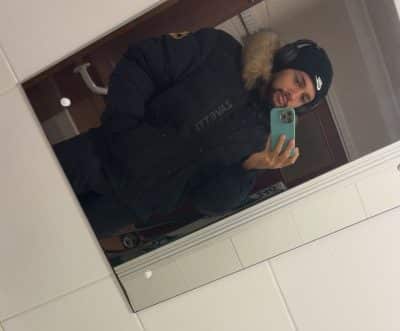 An image in Cam's male escort portfolio