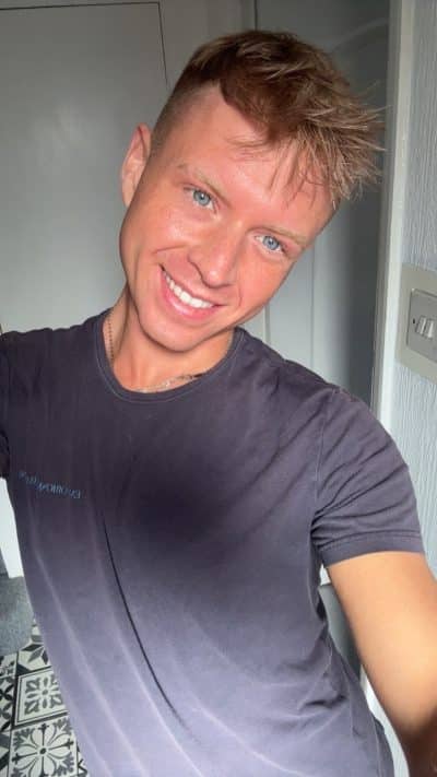 An image in Dan's male escort portfolio