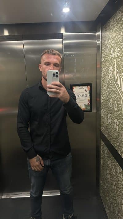 An image in Manuel's male escort portfolio